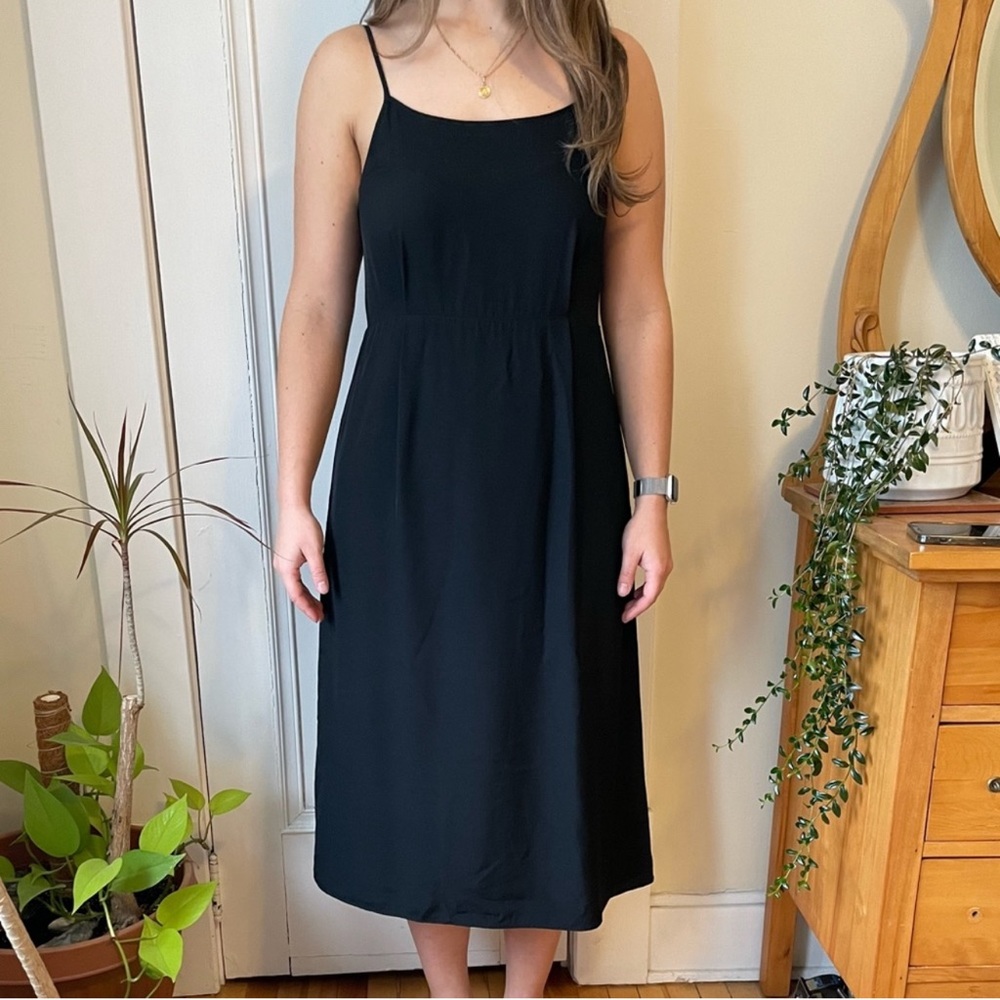 Black Aritzia Wilfred Joelle Slip Midi Dress